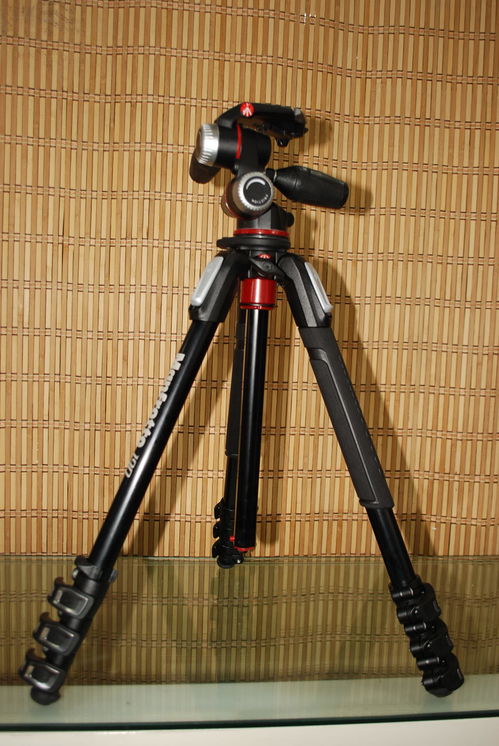 曼富圖190三腳架 二手市場的高性價比專業(yè)攝影器材